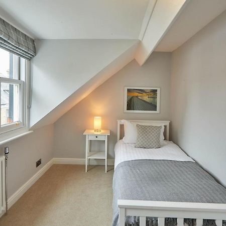 Host & Stay - Henderson House ウィットビー エクステリア 写真